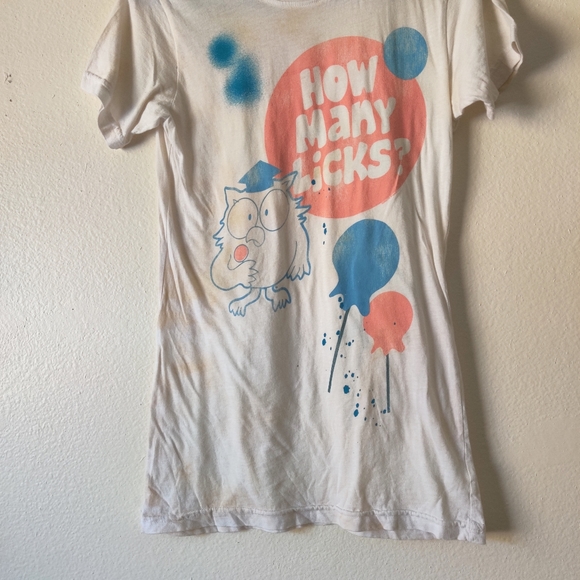 Junk food how many licks graphic tee - Picture 3 of 6